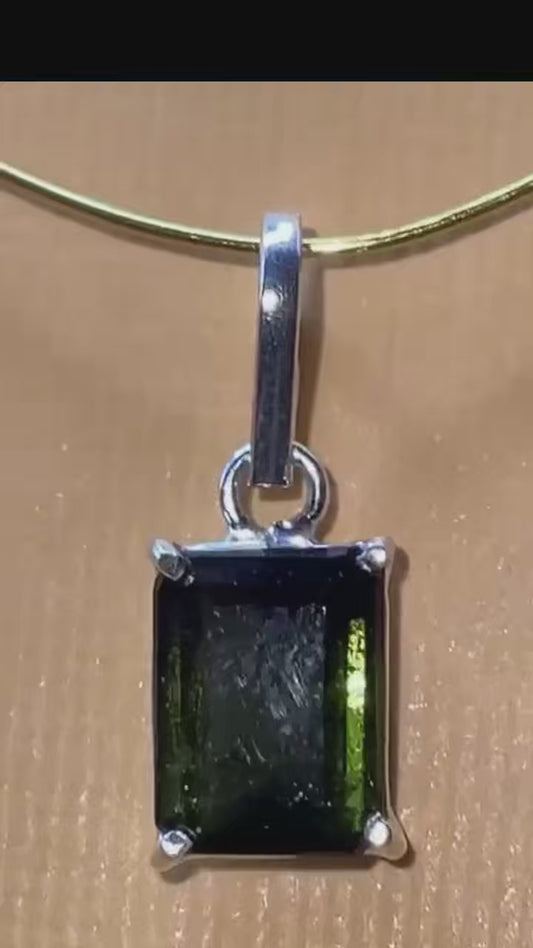 Deep Green Tourmaline Gemstone 950 Silver Pendant